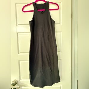 Monrow Classic Black Sleeveless Midi Dress - size XS - new condition/no tags.